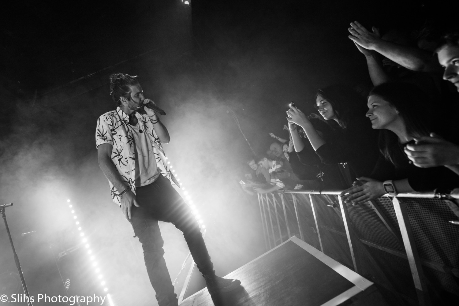 Jeremy-Loops_Posthof-Linz__Andreas-Worister-4.jpg