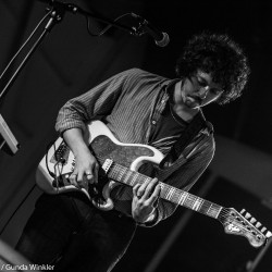 Strandhase_Acoustic-Qlash2__Andreas-Worister_Gunda-Winkler-6