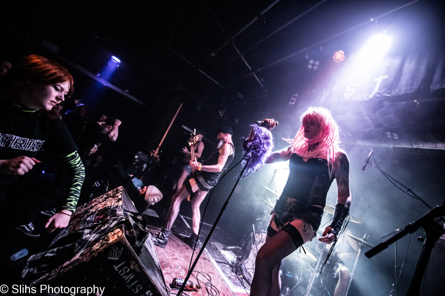 Porn-To-Hula-Farewell-Show_STWST-Linz__Andreas-Worister-25.jpg