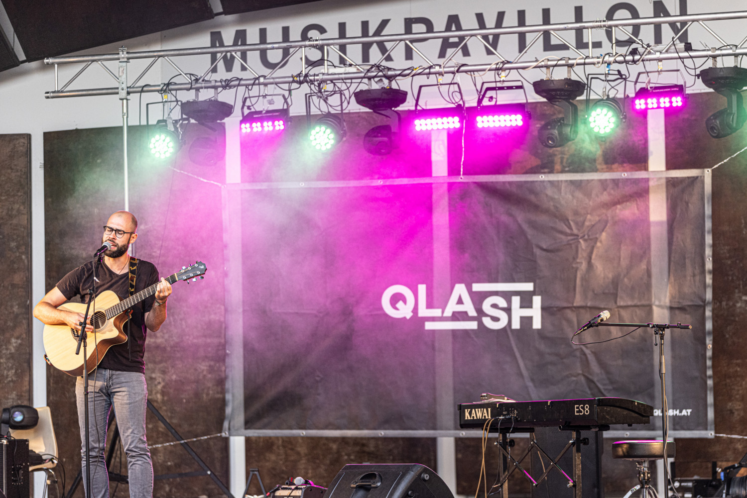 Acoustic-Qlash-3-4.jpg