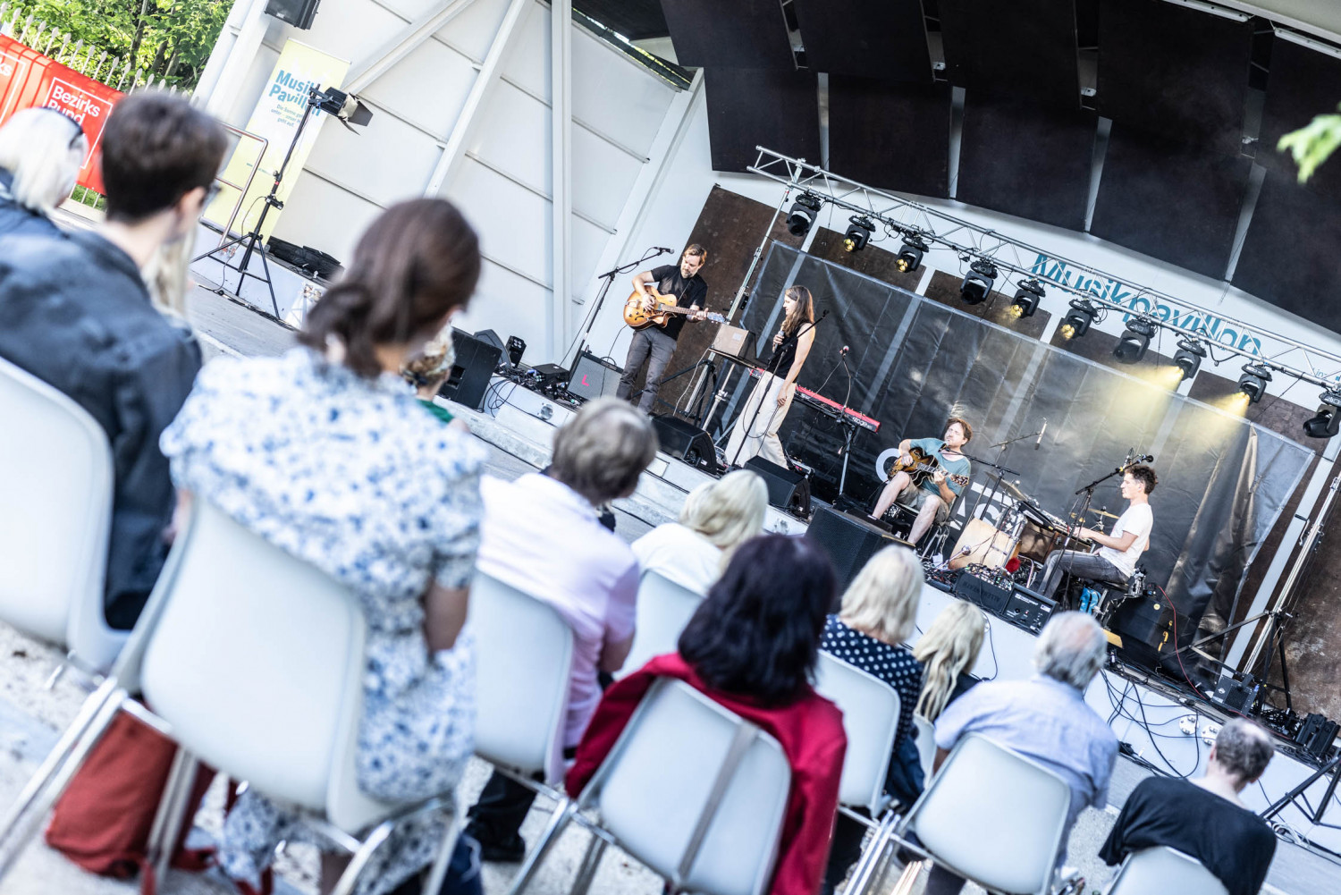 Anna-Katt-Hikee-Bikini--Musikpavillon-Linz_5756.jpg