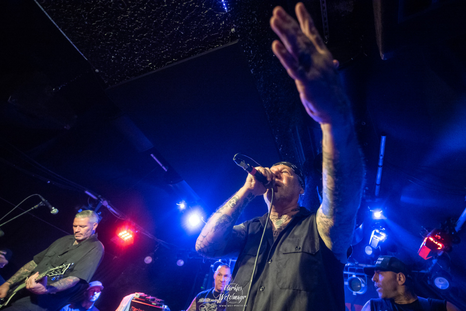 WET_20220707_0593---AGNOSTIC-FRONT---Viper-Room-Vienna.jpg