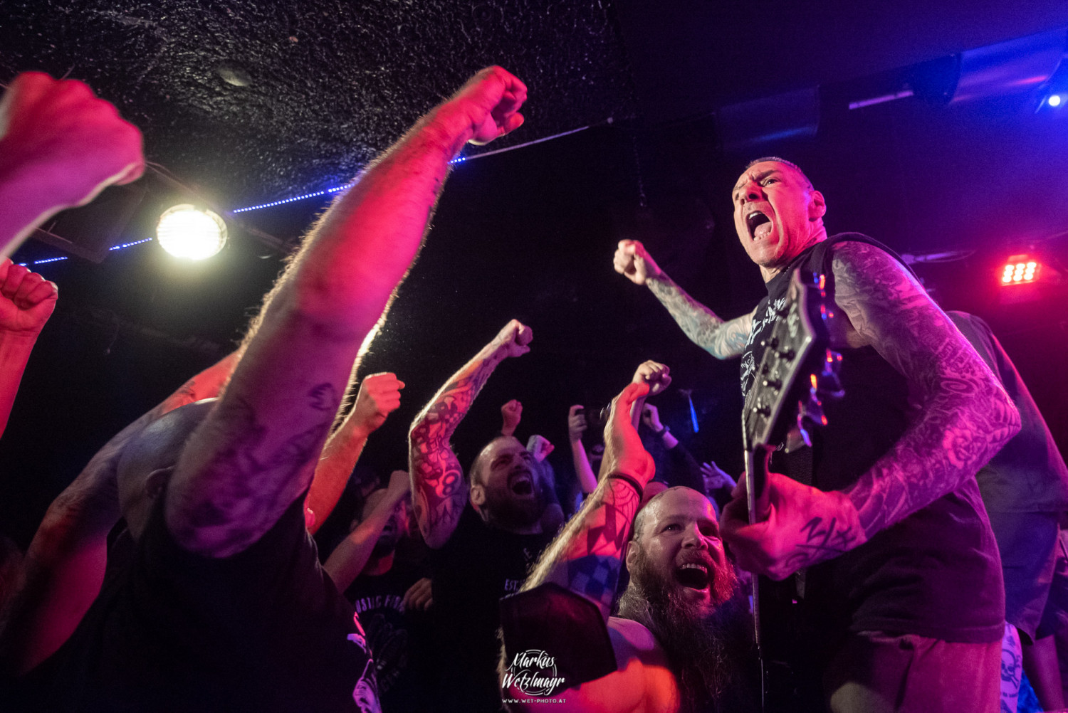 WET_20220707_0793---AGNOSTIC-FRONT---Viper-Room-Vienna.jpg