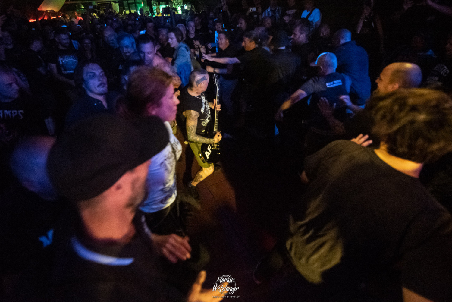 WET_20220707_0932---AGNOSTIC-FRONT---Viper-Room-Vienna.jpg