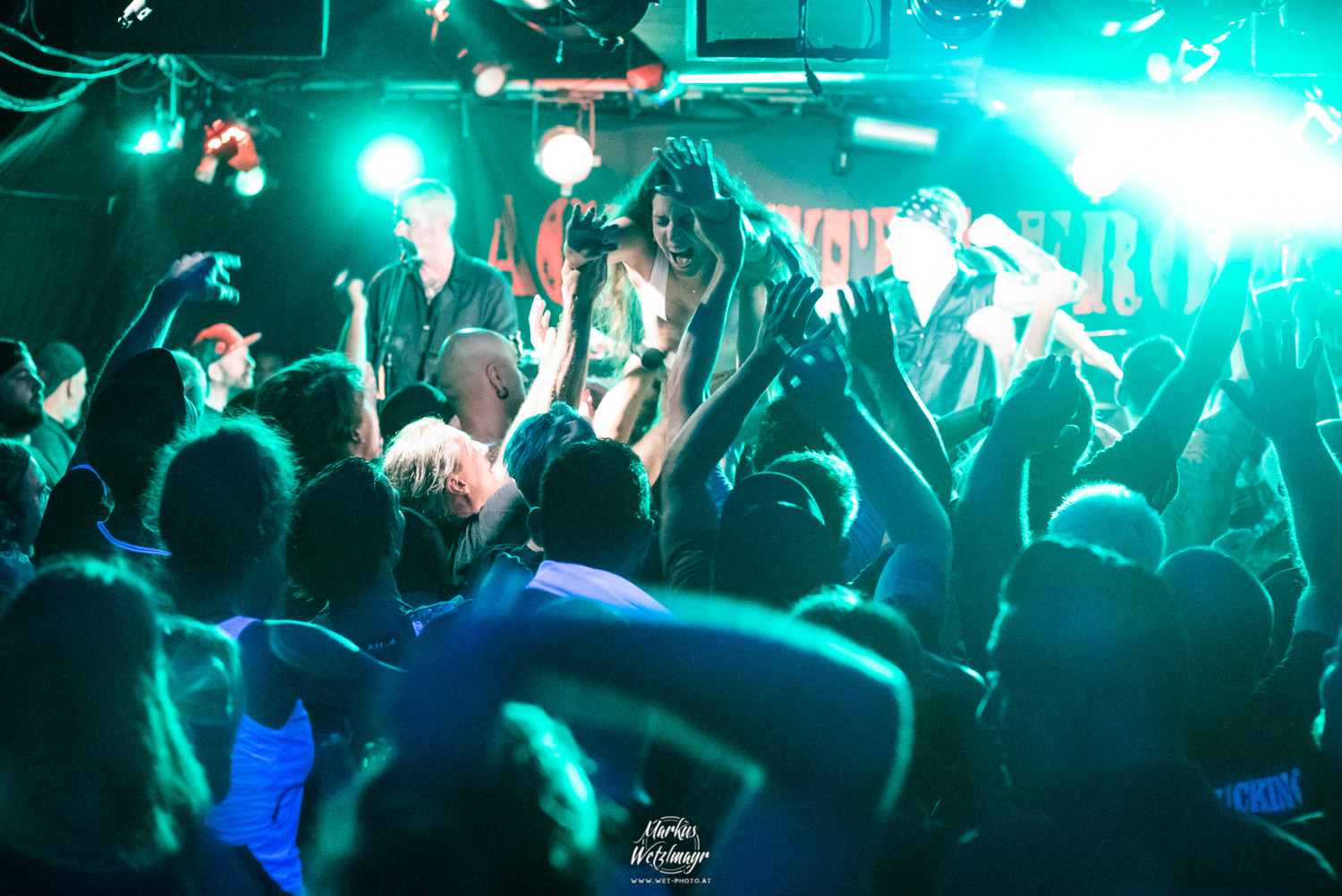 WET_20220707_0975---AGNOSTIC-FRONT---Viper-Room-Vienna.jpg