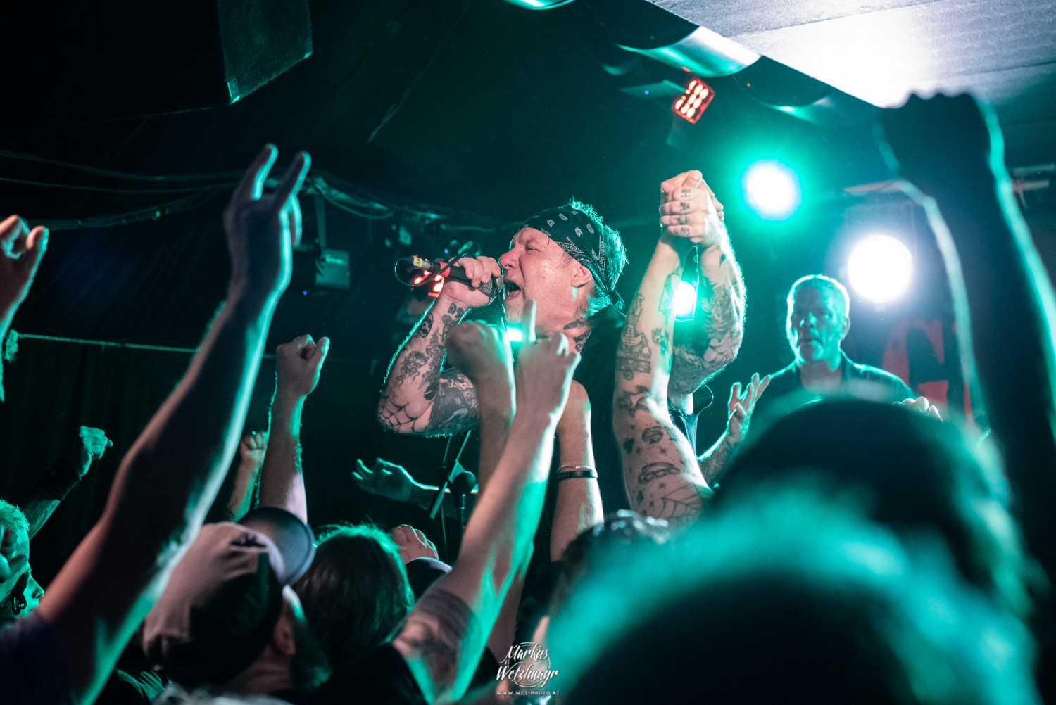 WET_20220707_1033---AGNOSTIC-FRONT---Viper-Room-Vienna.jpg