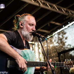 Fink_Acoustic-Lakeside-Festival-2022__Andreas-Worister-5