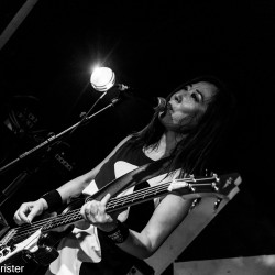 Shonen-Knife_Kapu-Linz__Andreas-Worister-8-von-13