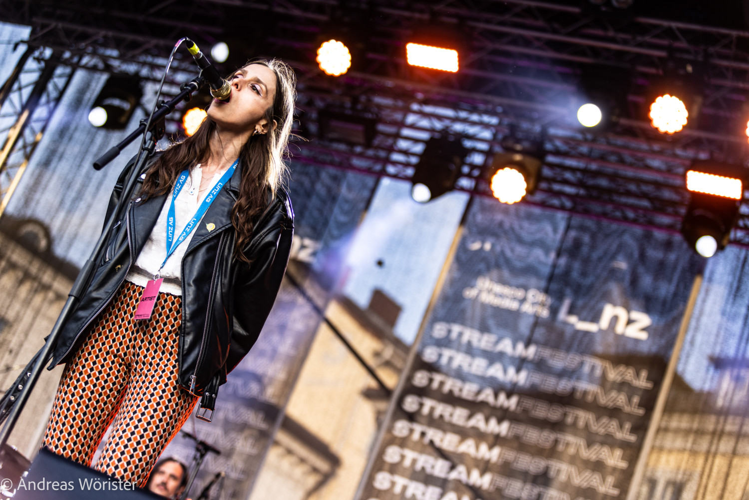 Tess-Parks_Stream-Festival-2023--Andreas-Worister---subtext.at-9.jpg