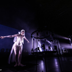 Bat-for-Lashes_Maifeld-Derby-Festival-2023--Andreas-Worister---subtext.at-7