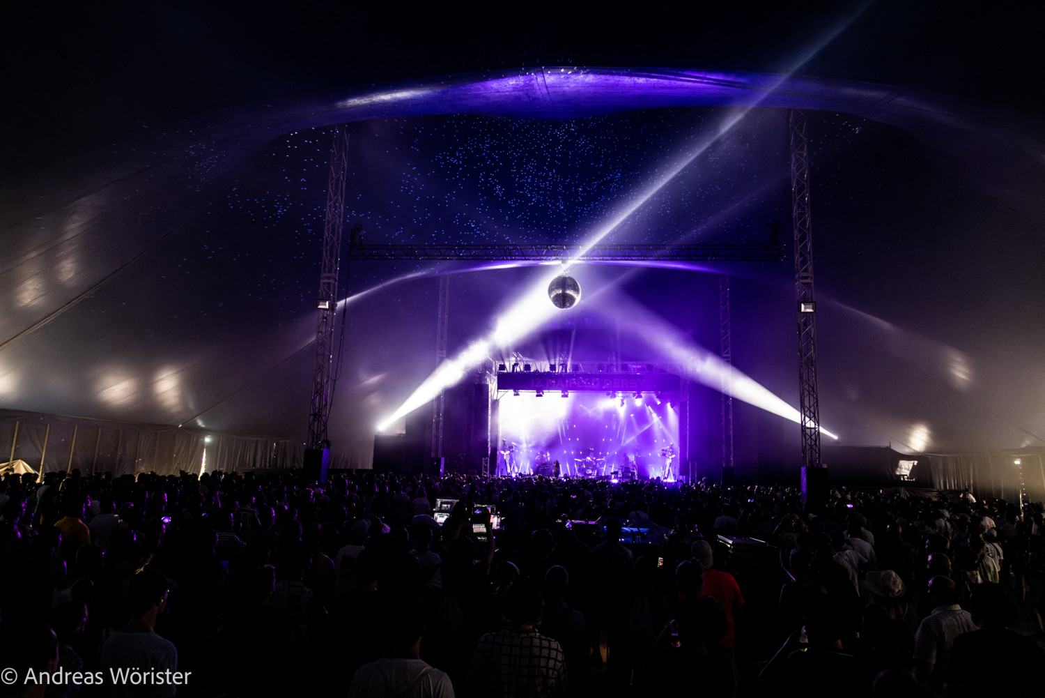 M83_Maifeld-Derby-Festival-2023--Andreas-Worister---subtext.at-15.jpg