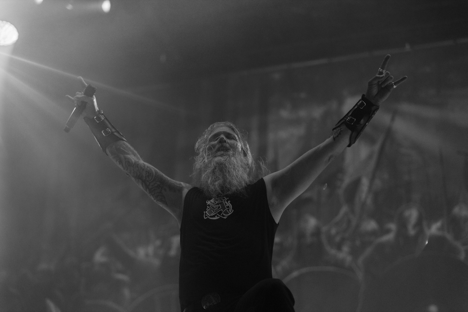 Amon-Amarth-NR2023-8.jpg