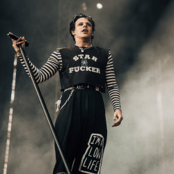 Yungblud-NR2023-15