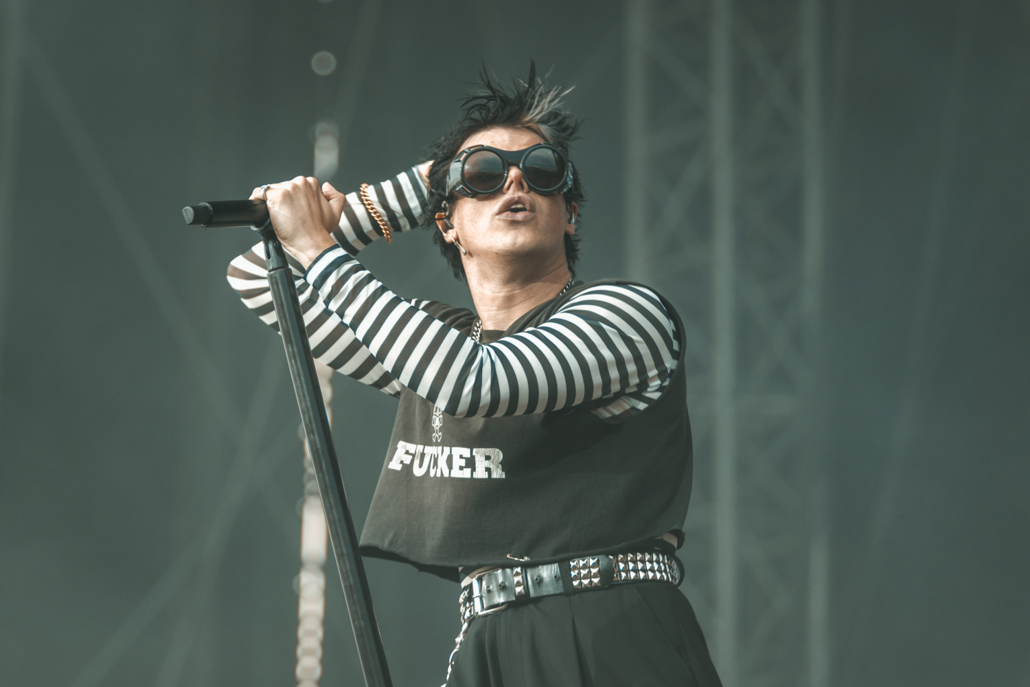 Yungblud-NR2023-6.jpg