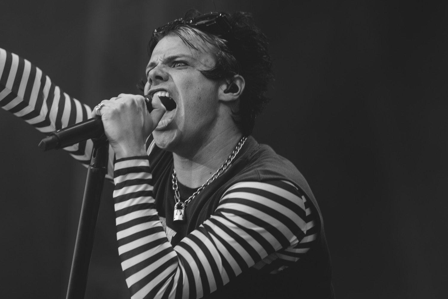 Yungblud-NR2023-8.jpg