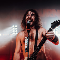 Airbourne_Posthof_2023-18