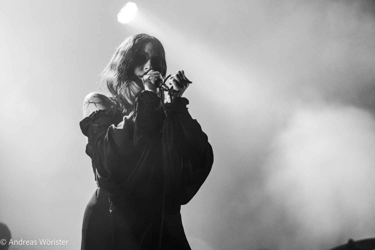 Chelsea-Wolfe--Maifeld-Derby-Festival-2024_Copyright-Andreas-Worister-6.jpg