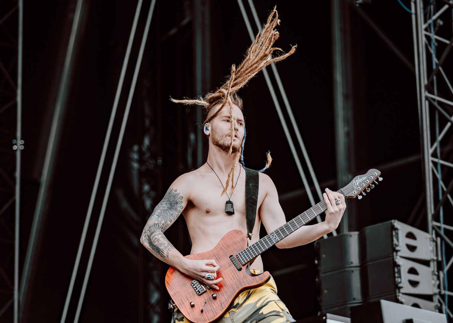 ALIEN-WEAPONRY-3.jpg