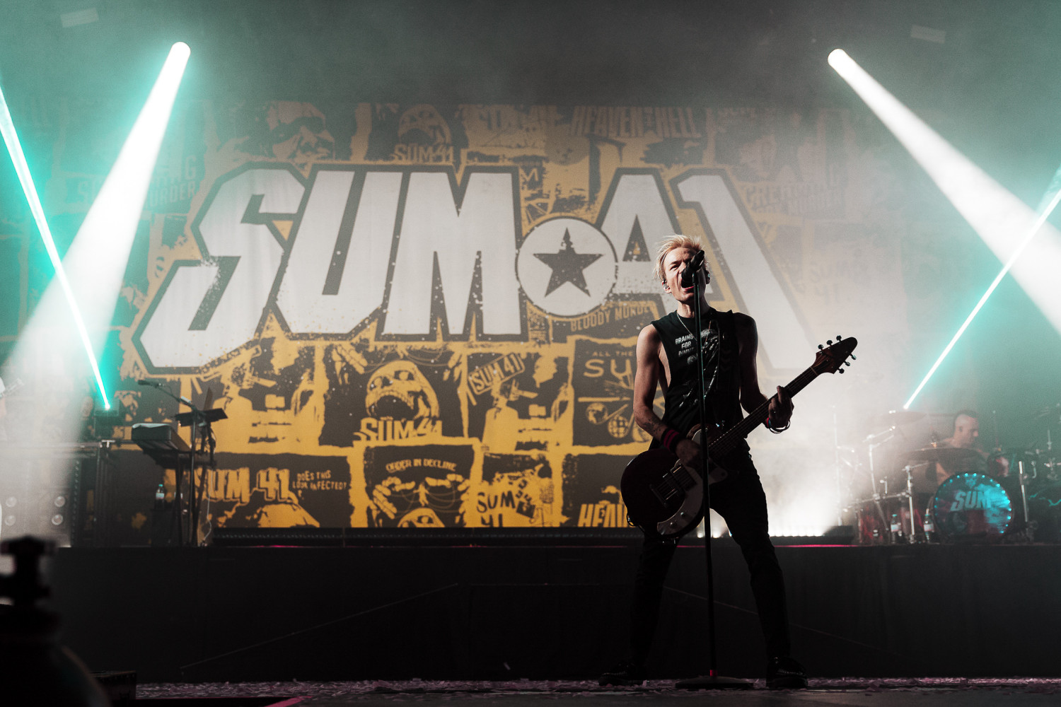 SUM41-25.jpg