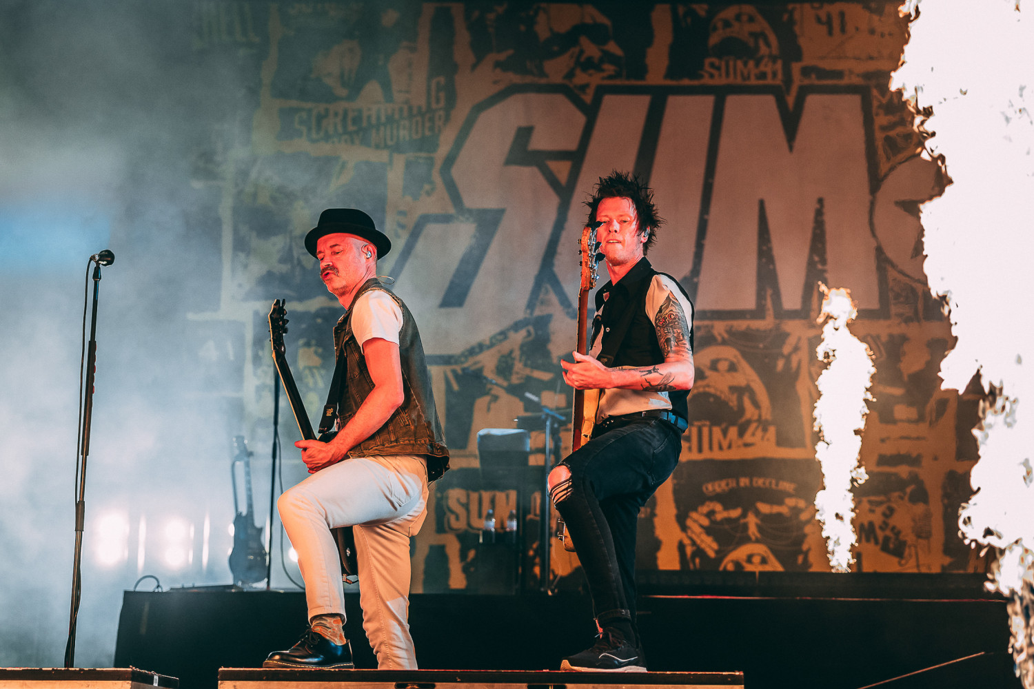 SUM41-9.jpg